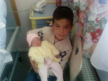 mon petit frer est ma petite soeur
